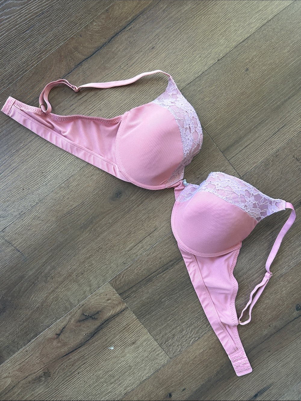Jessica Simpson Pink Lace-Trim Push-Up Bra ! 38C